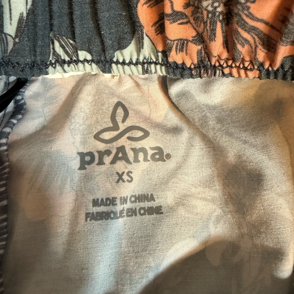 prAna Women’s Mariya Board Shorts 🌊 - Picture 6 of 9